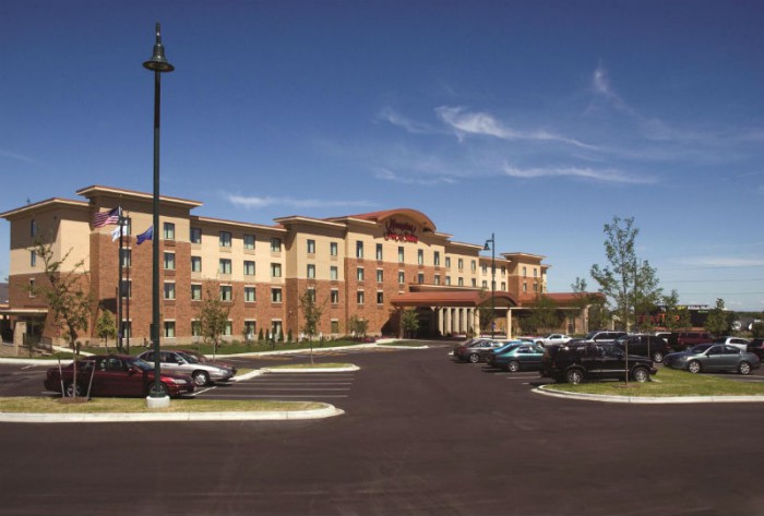 Hampton-Inn-Website-Photo-700x473