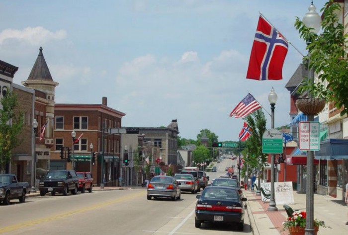 Stoughton-Downtown-Revitalization-700x473