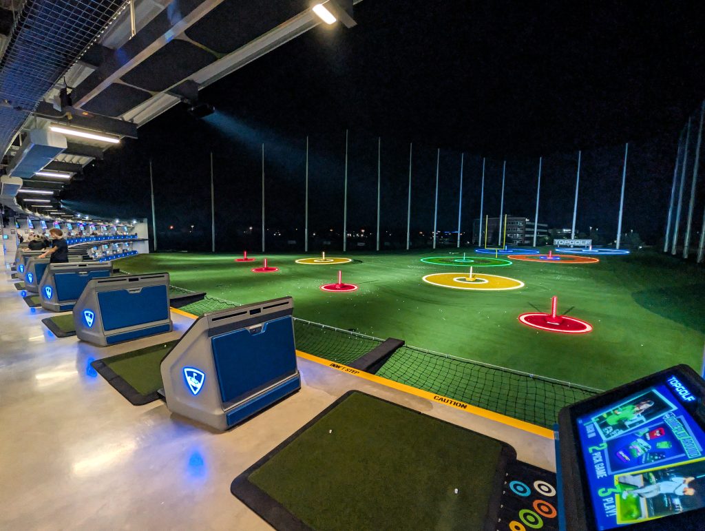 Topgolf Bays